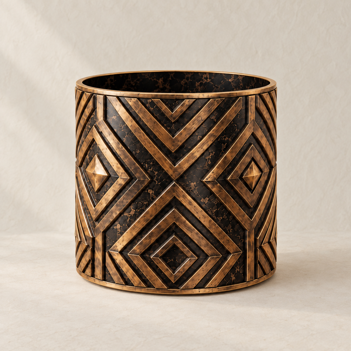 ALLEON HOME Kuba Planter M on warm ivory studio background